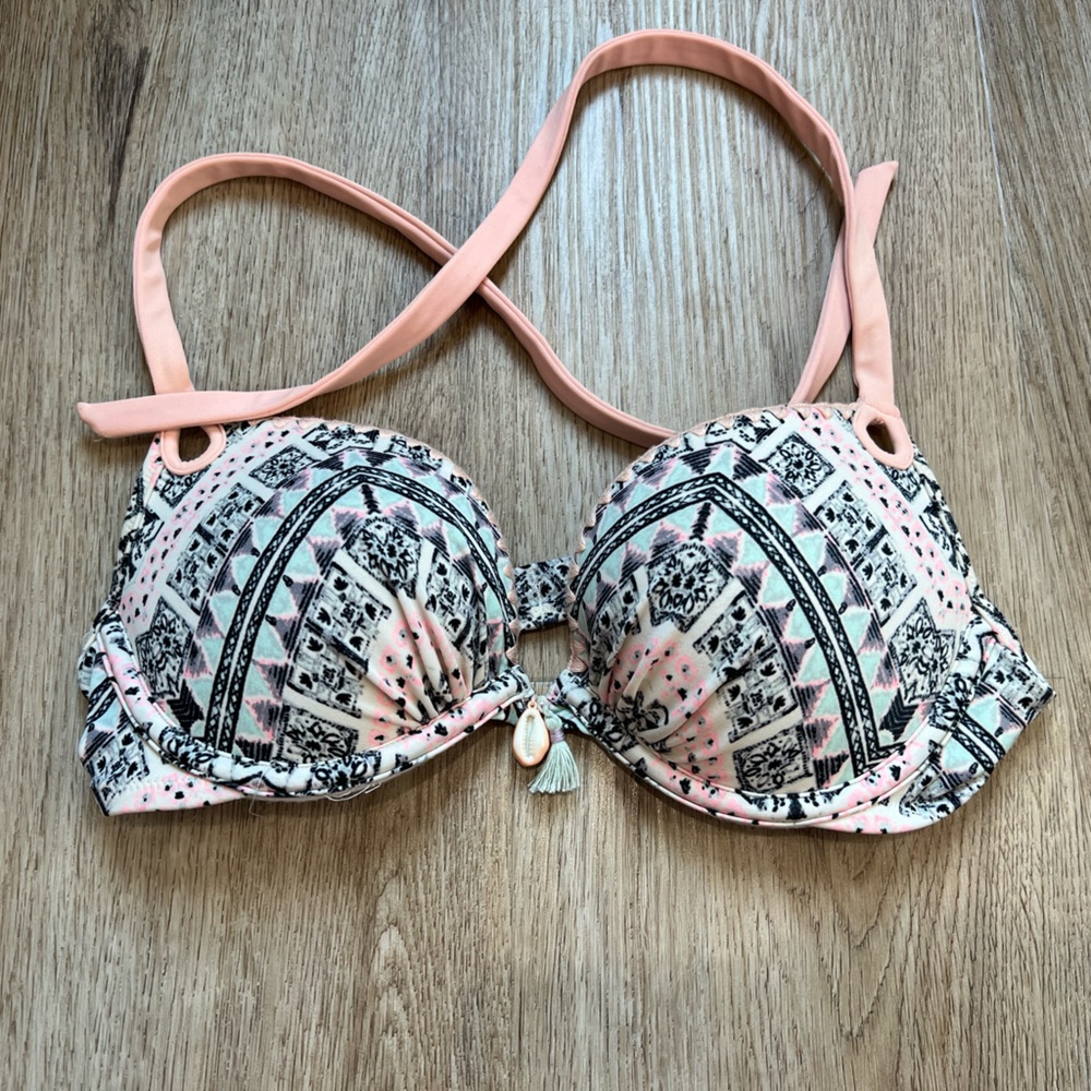 Victoria’s Secret bathing suit top